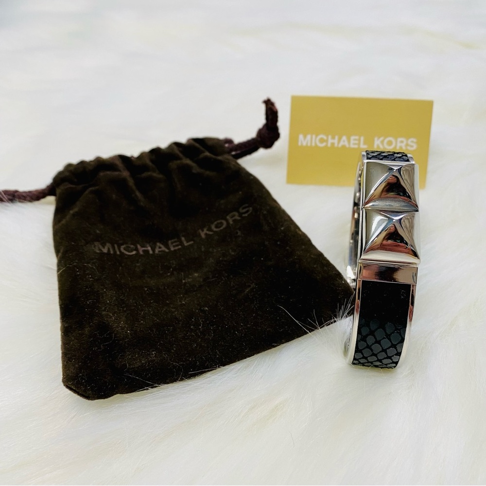 Michael Kors Python-Embossed Leather Bangle Bracelet in Silver